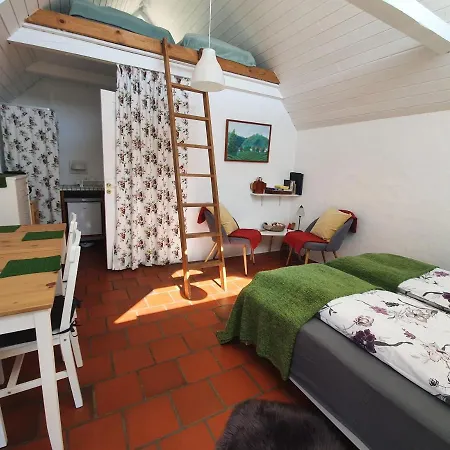 Zara's Bed & Breakfast
